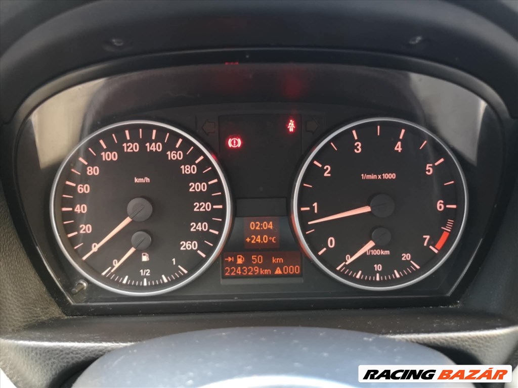 Eladó BMW 320i (1995 cm³, 170 PS) (E90, E91, E92, E93) 3. kép