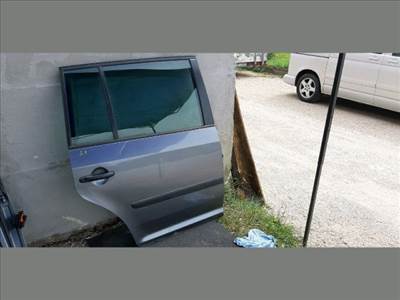Volkswagen Touran I Jobb hátsó Ajtó 4085