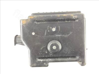 Biztosítékház alsó rész - THESIS, 147, GT - BO.46558749 -  - Bontott Alfa  46558749