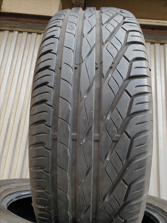  215/60 17 Uniroyal RainExpert 3 5. kép