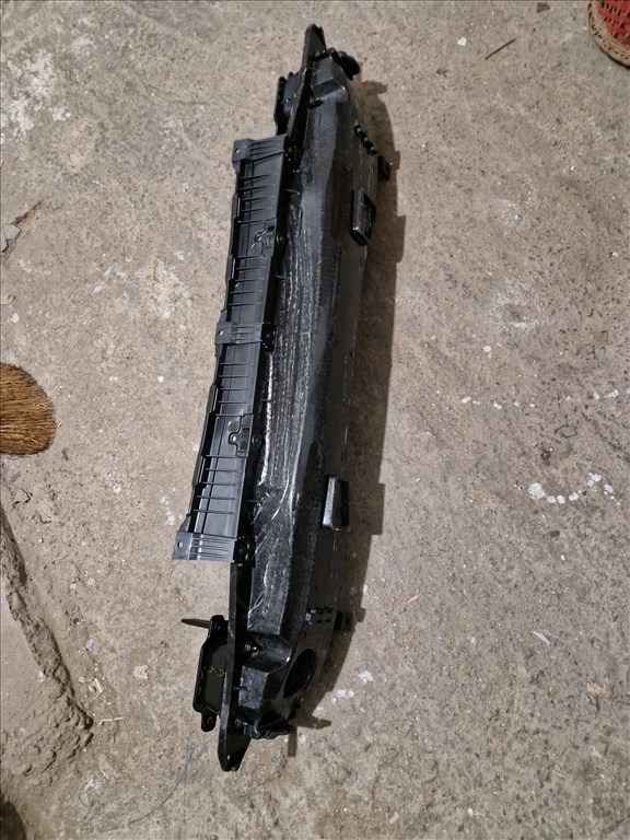 Kia Sportage hátsó lökhárító merevítő 86630R2000 1. kép