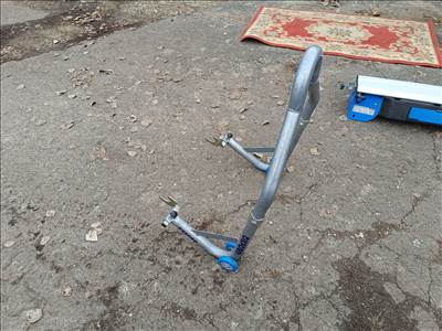 Oxford motoremelő bak