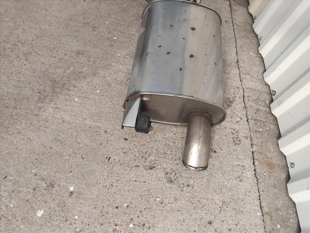 Toyota Corolla Verso (AR10) kipufogó dob 2768 10r02 3. kép