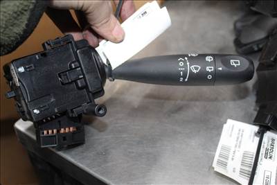 Hyundai i10 2007-2011  jobb kormánykapcsoló 202007962