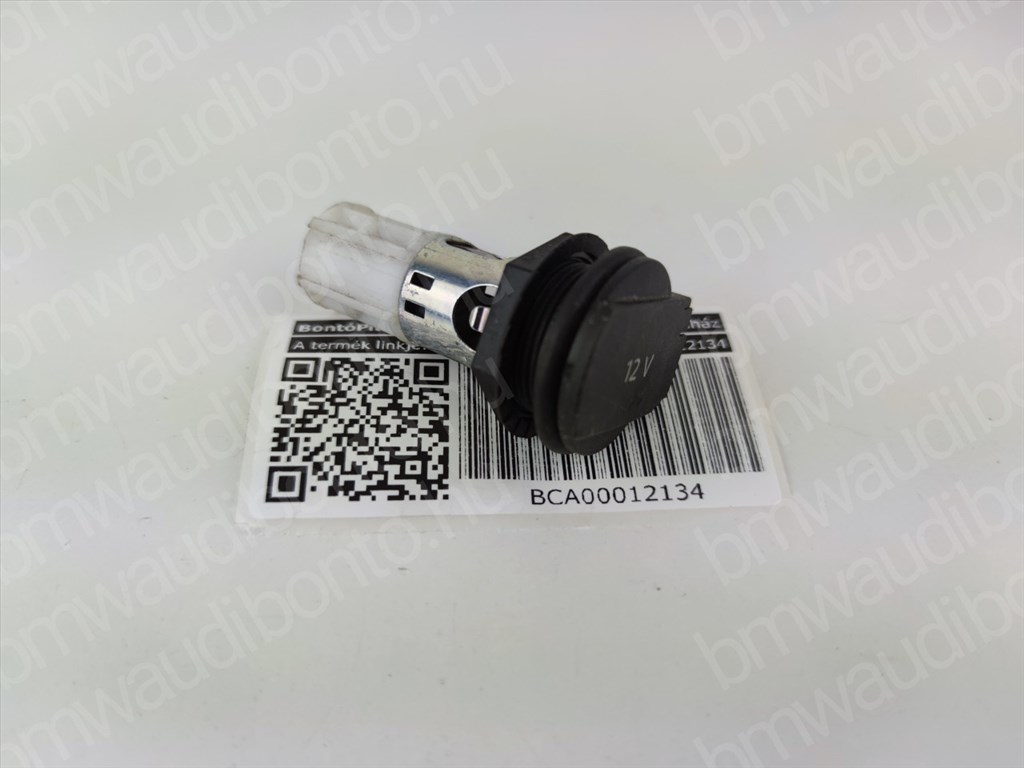 AUDI A4 B7 (8EC) 12 V-os aljzat csomagtartóban (8E0919309) 3. kép