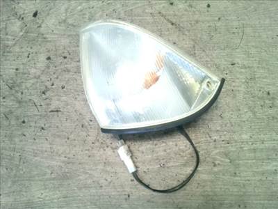 SUZUKI SWIFT 96-05 Jobb első irányjelző