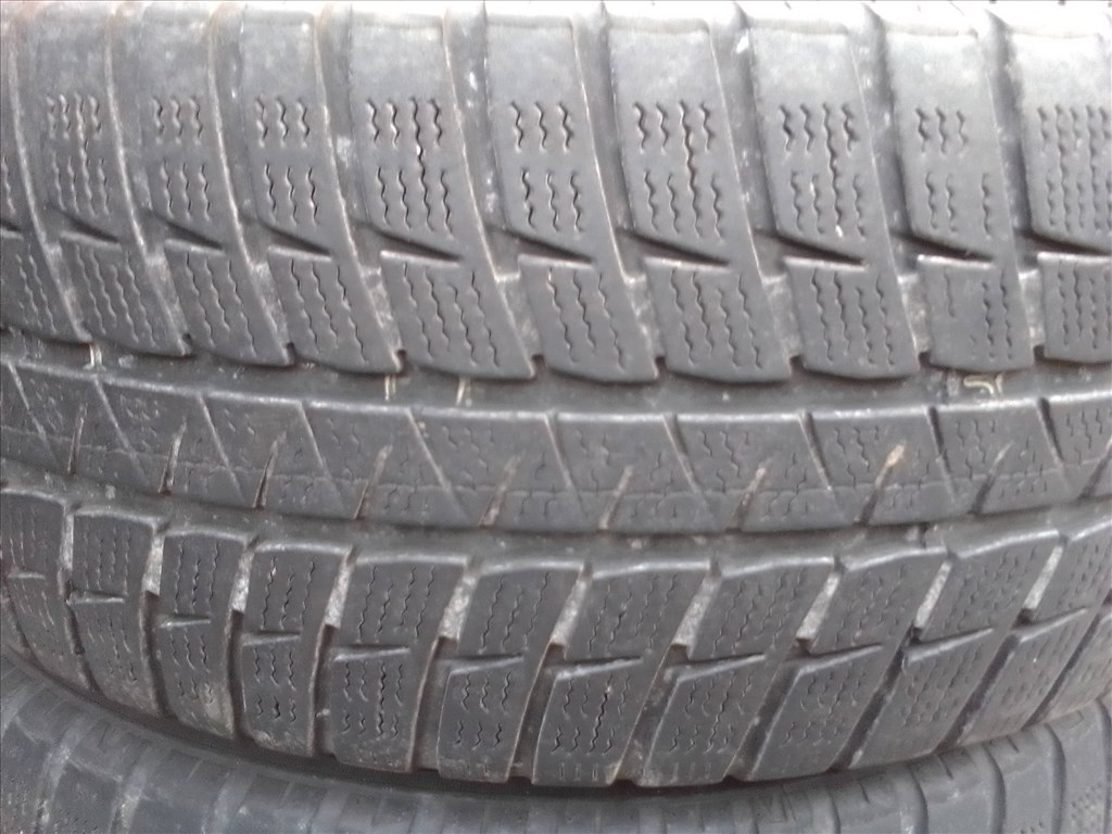  205/55R16 Sumitomo téli gumi 2 db 2. kép