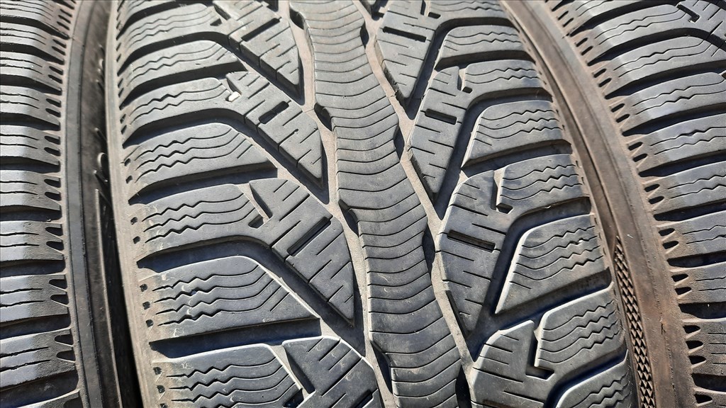 205/55 R16 Kleber Téli gumik 3. kép