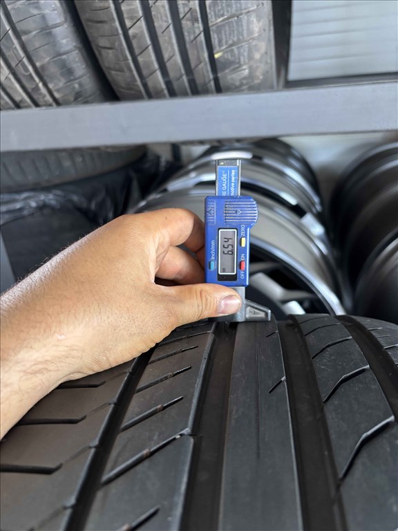 255/45 r19 Continental nyárigumi 4db 255/45r19 garnitúra 7. kép