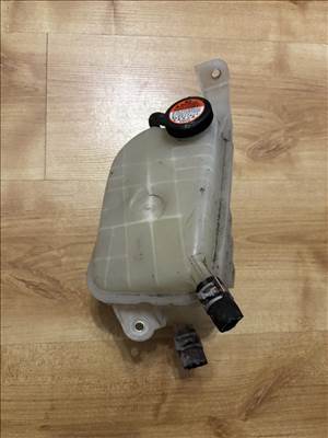 Toyota Auris (E150) kiegyenlítő tartály 164800d030