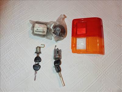 Mitsubishi Pajero laprugó szilent,zárbetét, lámpa 