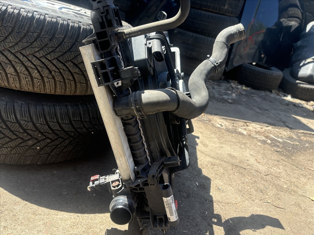 Opel Corsa E 1.4 Turbo ecoFlex Start&Stop hűtőventilátor  hc065002 39059778 2. kép