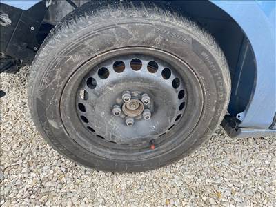 Bontásra: Volvo V40 1.6D felni szett 215/55R16 97H. M+S Hankook abroncsok yv1mv8431f2223368