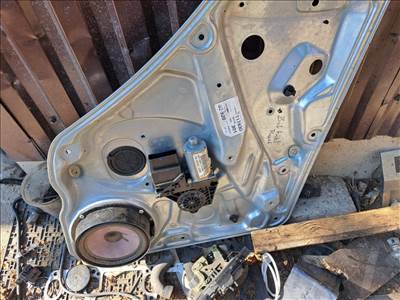 Volkswagen Passat B5 Variant 1.9 TDI bal hátsó ablakemelő motorral 3b9839751bf