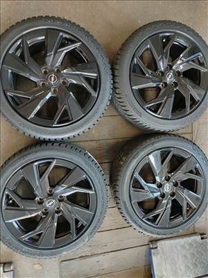 Opel Astra L 5x108 17" (gyári felni) alufelni, 225/45 új Hankook téli gumi