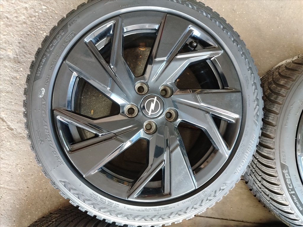 Opel Astra L 5x108 17" (gyári felni) alufelni, 225/45 új Hankook téli gumi 3. kép