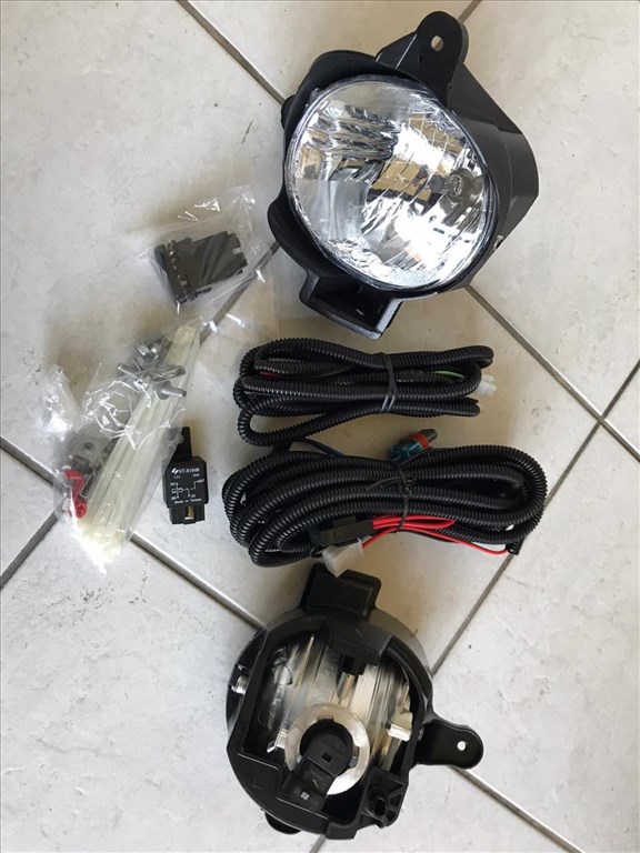 Toyota Hilux (AN10/AN20/AN30) sárvédő szélesítés  12. kép