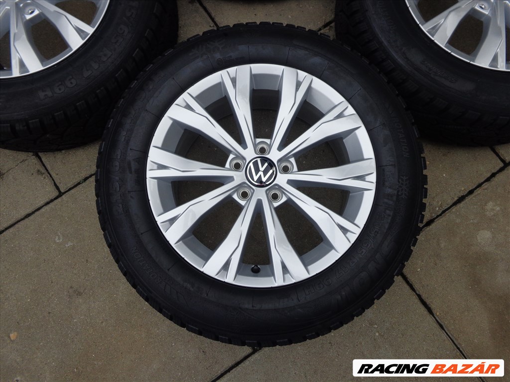 VW Tiguan új gyári téli garnitúra  2. kép