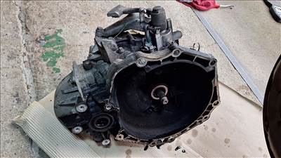 Opel Astra J sebességváltó M32 A17DTJ