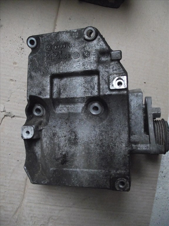 Volkswagen Passat B5.5 klímakompresszor tartó bak 038260885c 1. kép