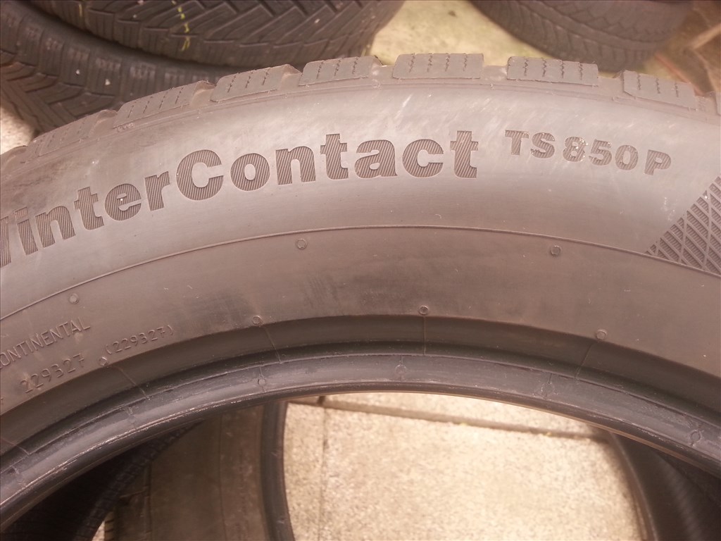  235/55R18 Continental winter contact TS850P téli gumi 2 db 5. kép