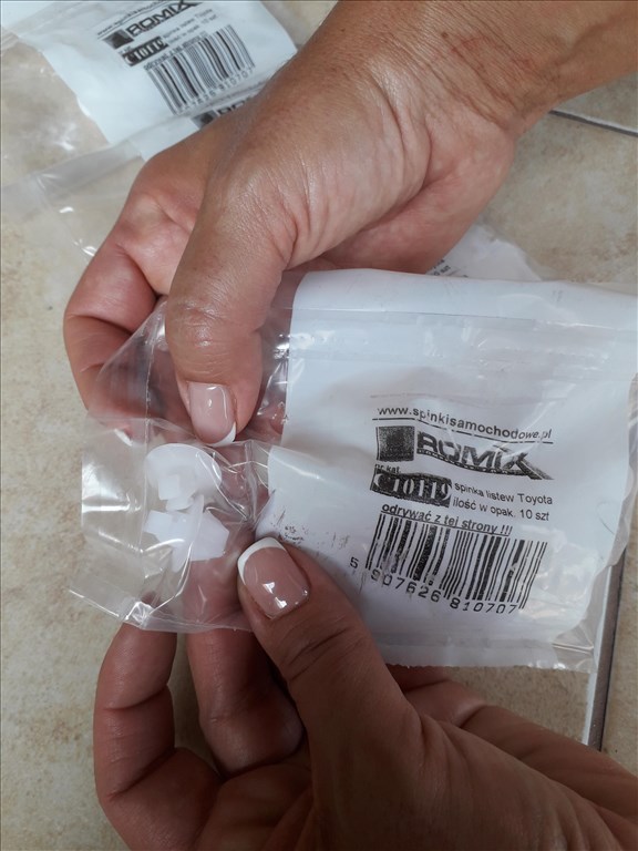 Suzuki Grand Vitara I, II, Swift III,SX4,Wagon R+ II,III, Toyota RAV4, díszléc patent  c10119 1. kép