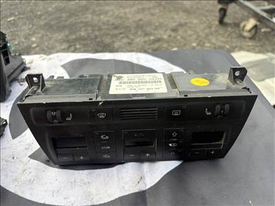 Audi A6 (C5 - 4B) klímapanel  4b0820043ad