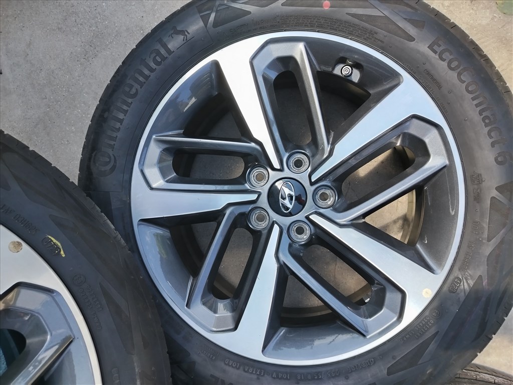 Hyundai Kona 5x114.3 18"(gyári felni) alufelni 2. kép