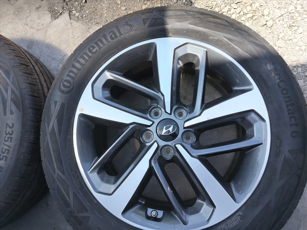 Hyundai Kona 5x114.3 18"(gyári felni) alufelni 3. kép