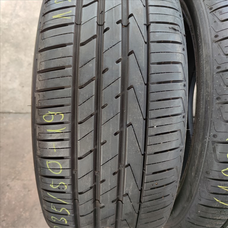 235/50 R19 ÚJ!! Hankook nyári gumi 120000ft a 4db/195/ 1. kép