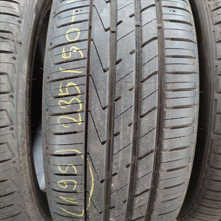 235/50 R19 ÚJ!! Hankook nyári gumi 120000ft a 4db/195/ 2. kép
