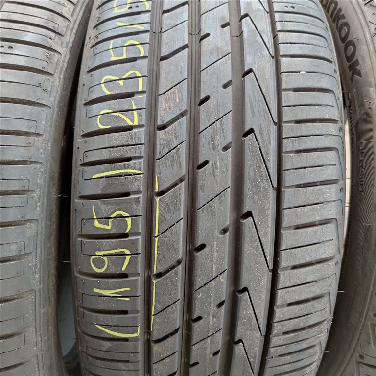 235/50 R19 ÚJ!! Hankook nyári gumi 120000ft a 4db/195/ 3. kép