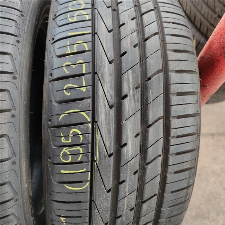 235/50 R19 ÚJ!! Hankook nyári gumi 120000ft a 4db/195/ 4. kép