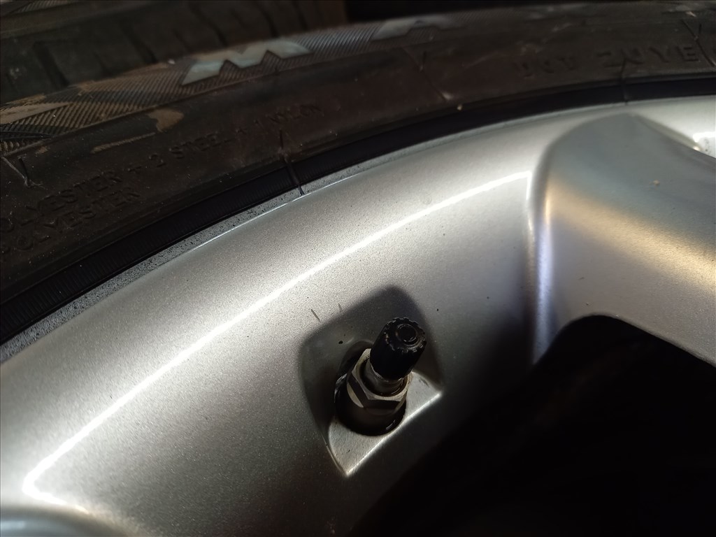 Hyundai IX35 5x114.3-as 18x6.5 (gyári felni) alufelni 225/55 újsz Maxxis nyári gumi Szenzor!!! Lxx 4. kép