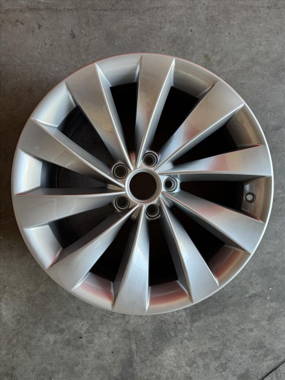 R18 Original Volkswagen 8J ET41  3C8601025AB  3C8 601 025AB 1db alufelni felni 1. kép
