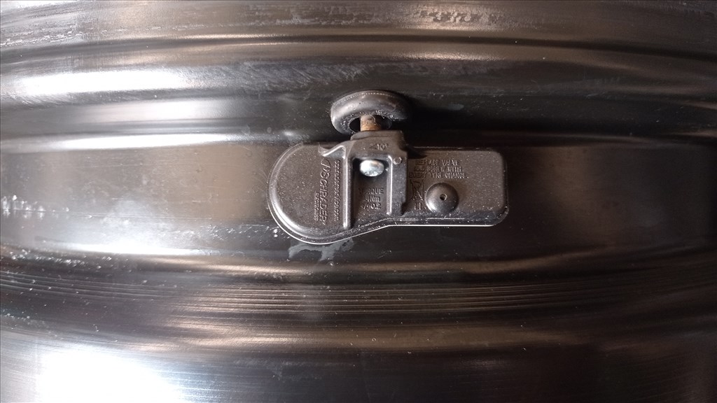  5x112 lyukosztású 6,5JJ 17" használt (gyári felni) lemezfelni 6. kép