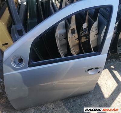 Dacia Sandero I, Dacia Duster I bal első beszálló ajtó szerelvények nélkül