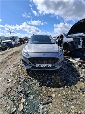 Ford Kuga Mk3 bontott alkatrészei