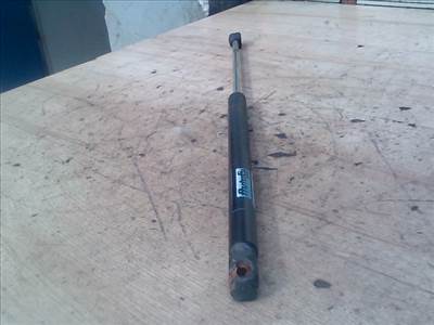 VOLKSWAGEN GOLF IV. Csomagtérajtó kitámasztó teleszkóp pozíció független