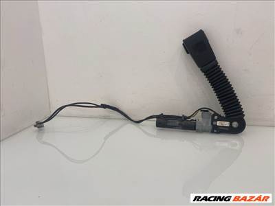 BMW E93 bal első övfeszítő  9177771