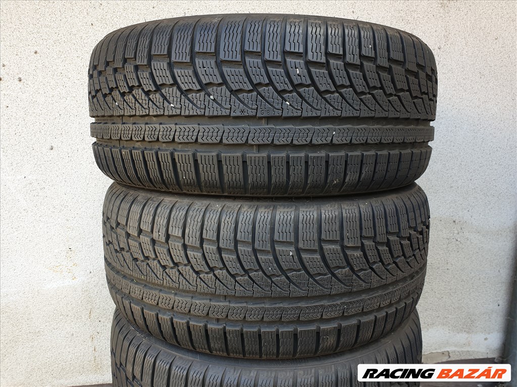  225/40 18 Nokian WR A4 1. kép