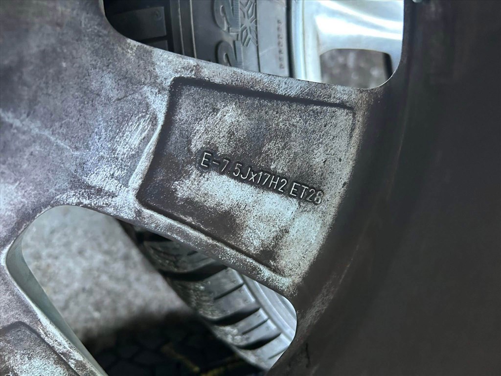  5x112 GYARI AUDI 17”téli A4,A5,A6 R17 Hankook-Dunlop 17  3. kép