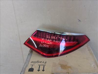 MERCEDES S-OSZTÁLY A223 jobb hátsó LED lámpa 2021- A2239062400