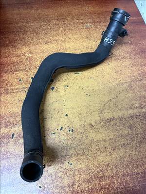 Audi Q5 2.0CR TDI vízcső  8r0121055h 8r0121049g