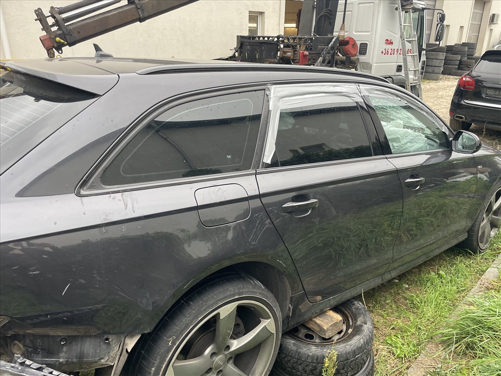 Audi A6 (C7 - 4G) prefacelift bontott alkatrészei 3. kép