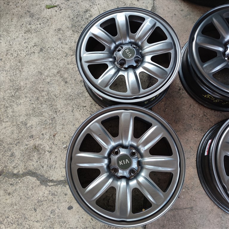 4x100 17 Gyári Kia lemezfelni 66000ft a 4db/83/ 1. kép