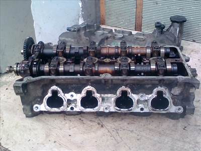 MAZDA 3 03.10-06.06 Hengerfej. benzines