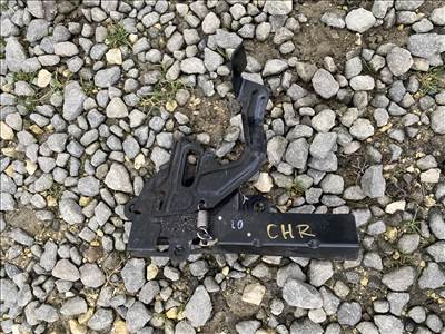 Toyota C-HR géptetőzár 