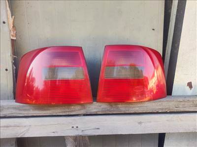 Audi A6 C5 Avant hátsó lámpa párban 