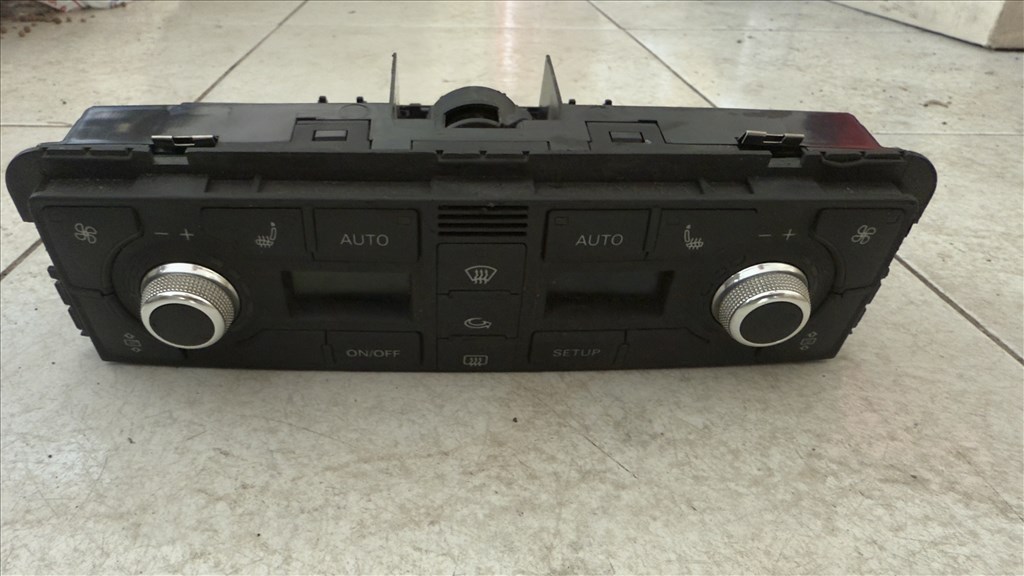 Audi A8 (D3, 4E) fűtés–klíma vezérlője  4e0820043a 1. kép